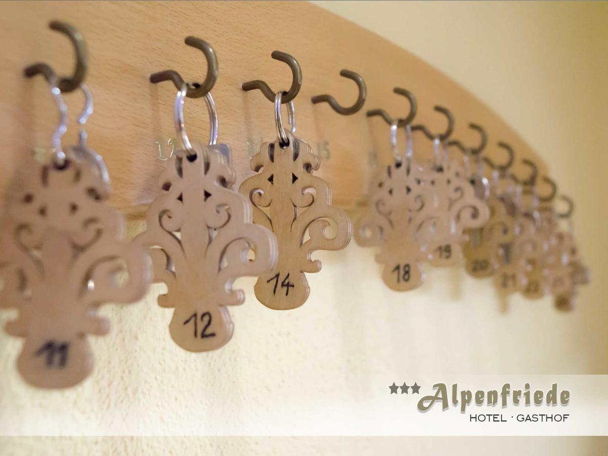 Hotel Alpenfriede Curon Venosta Ngoại thất bức ảnh